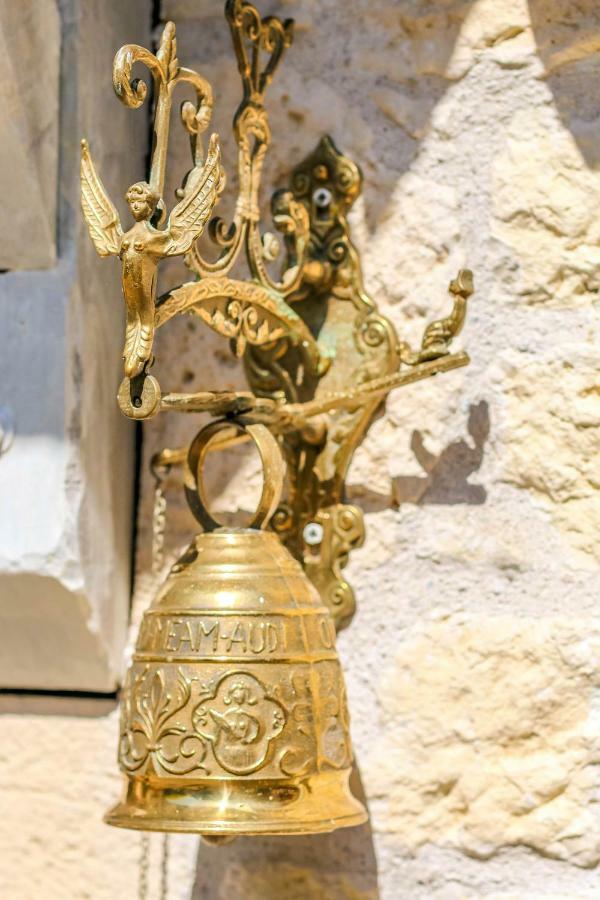 מלון Dun-sur-Auron Chez Fabrice מראה חיצוני תמונה